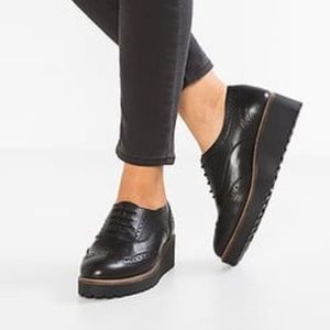 SOLD. Zara platform Derby shoes.